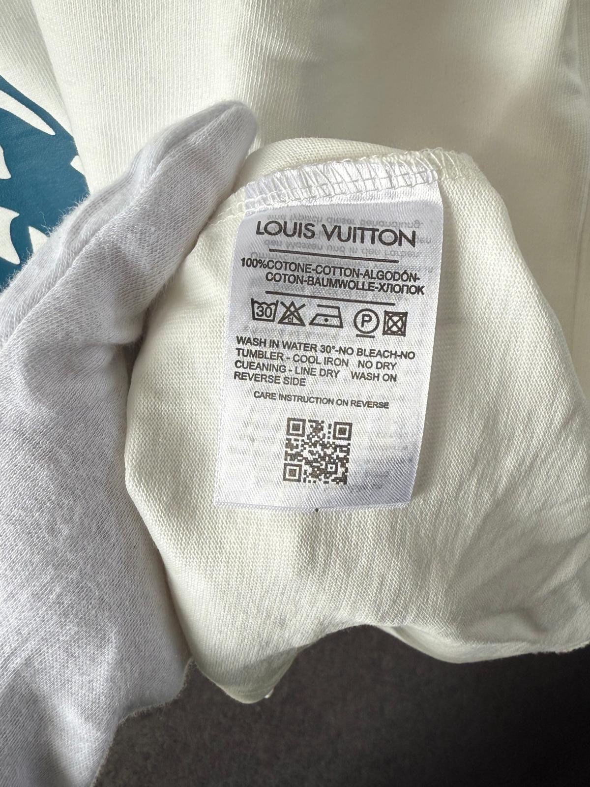 LV Tee
