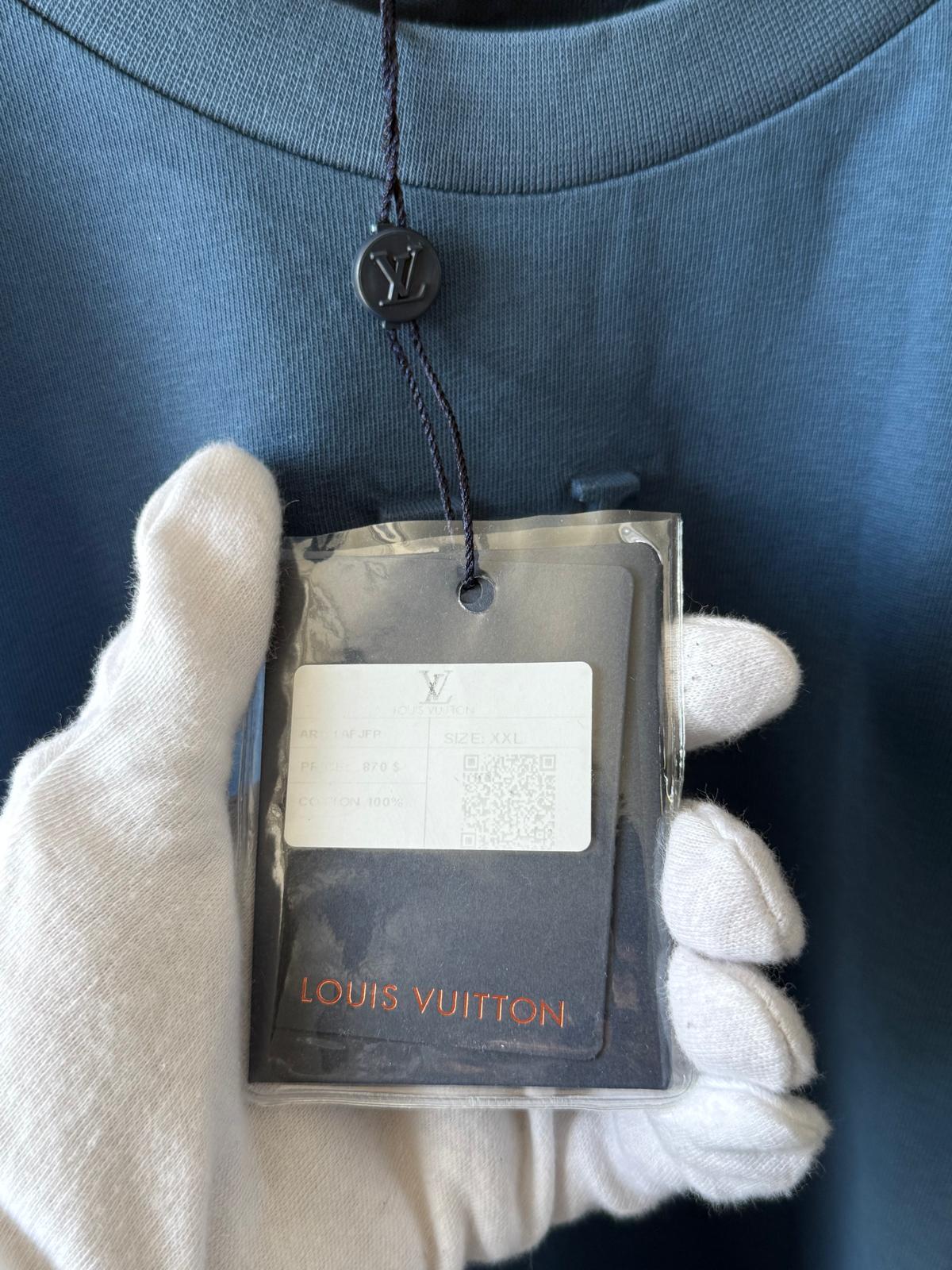 LV Tee