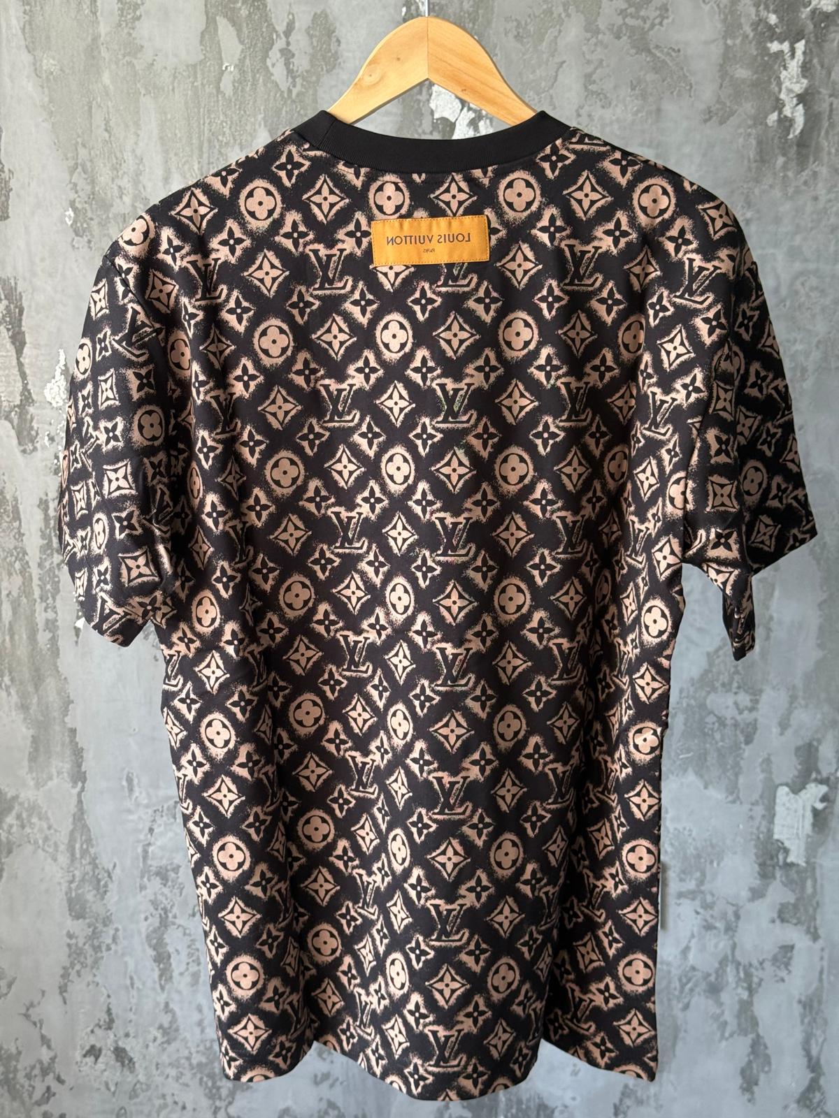LV Tee