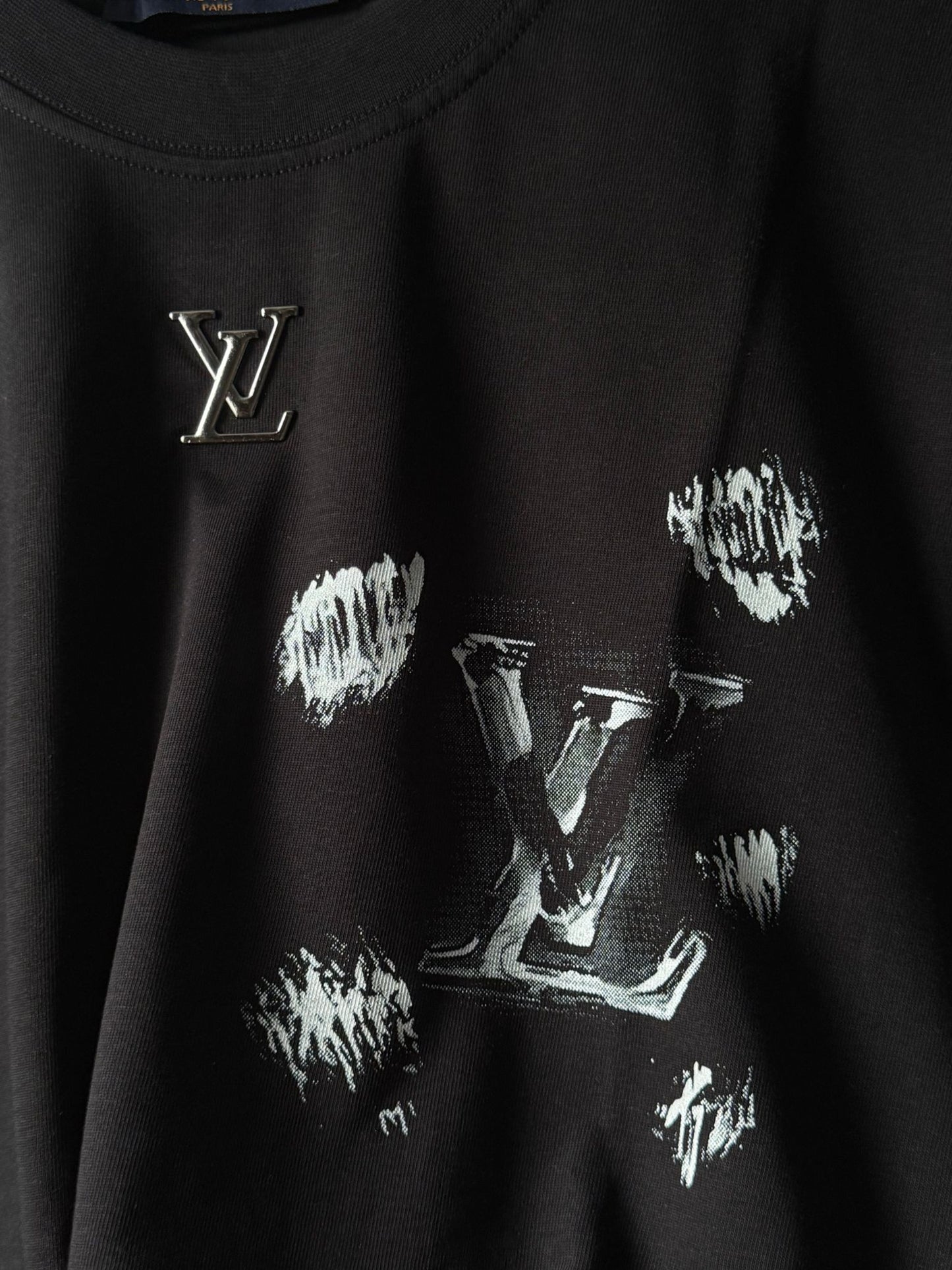 LV T-Shirt