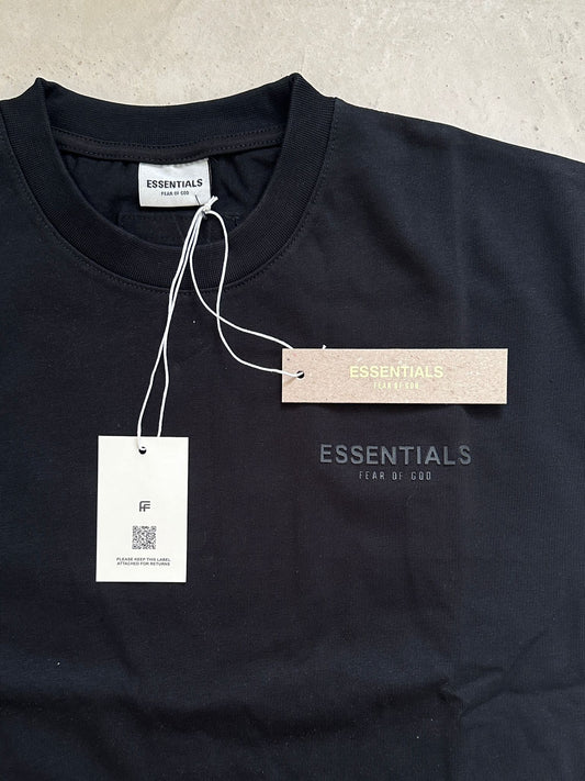 Essntials Black T-Shirt