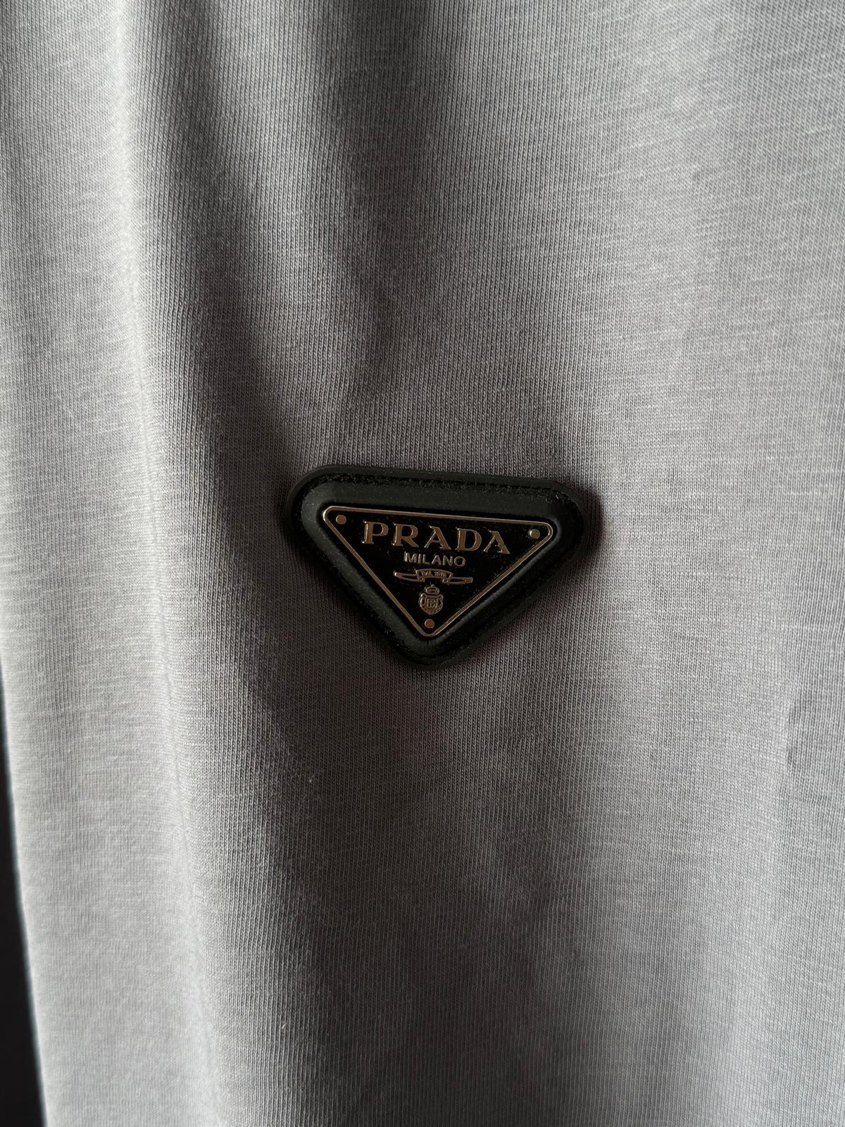 Rada Tee