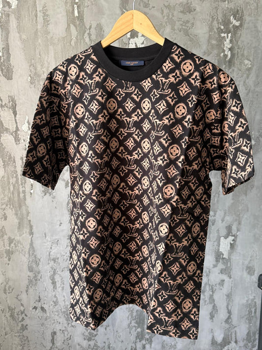 LV Tee